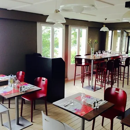 Campanile - La Glacerie 3*