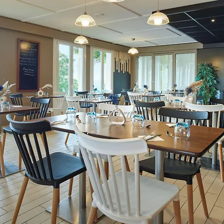 Hotel Campanile - La Glacerie