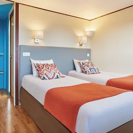 Campanile - La Glacerie 3*