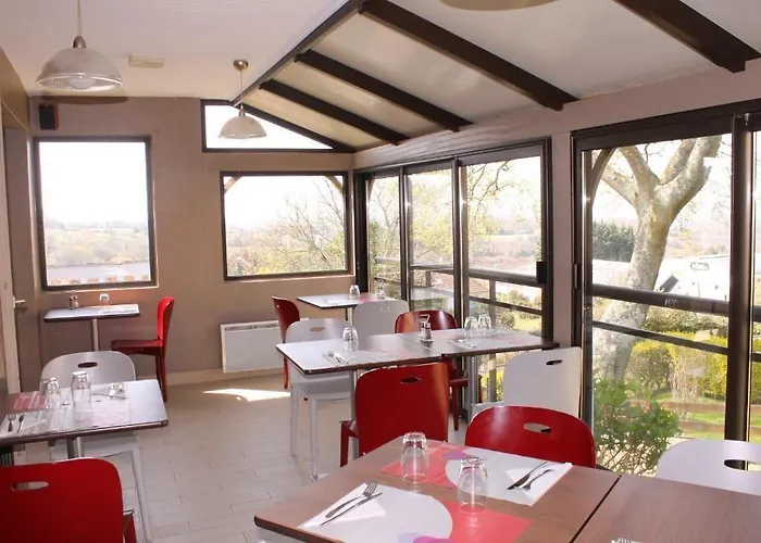 Hotel The Originals City, A Pic, Cherbourg-en-Cotentin