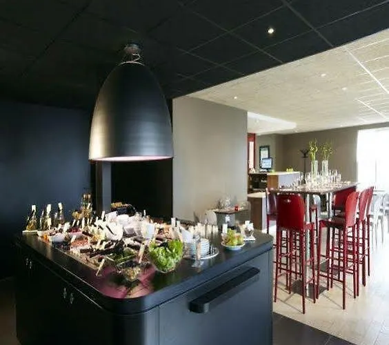 Hotel The Originals City, A Pic, 3*